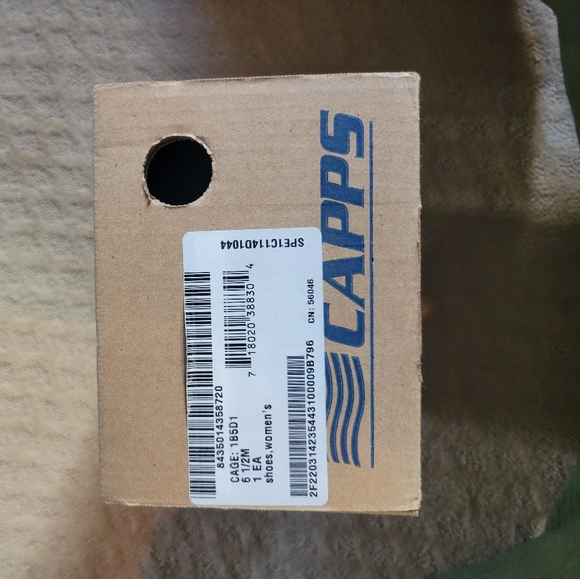 CAPPS Footwear High Gloss size 6.5 - Picture 5 of 5